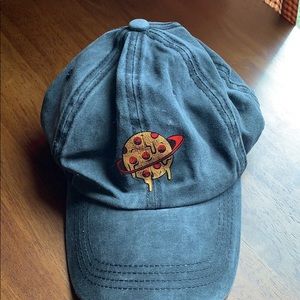 Women’s gray pizza planet hat